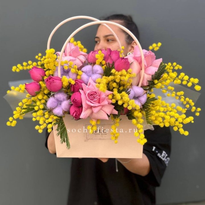 Сумочка мимозы и роз "Примавера" в Подольске