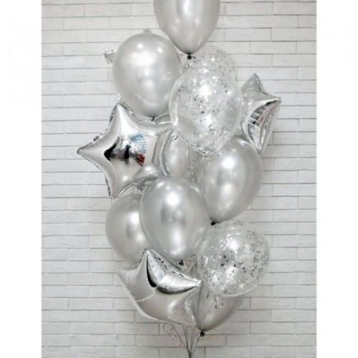 Фонтан шаров "Сильвер мун" в Подольске