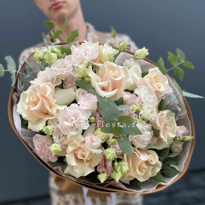  Букет кремовых роз "Мокко" в Подольске