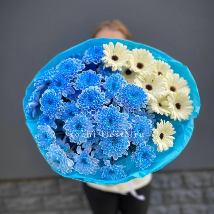 Букет хризантем и гербер в Подольске