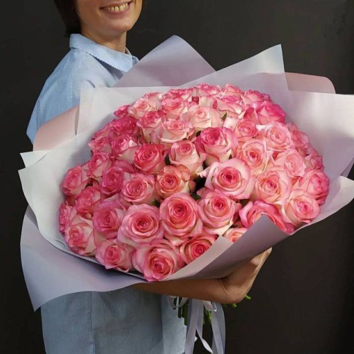 101 роза Джумилия в оформлении  в Подольске