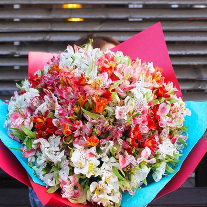 101 альстромерия в Подольске