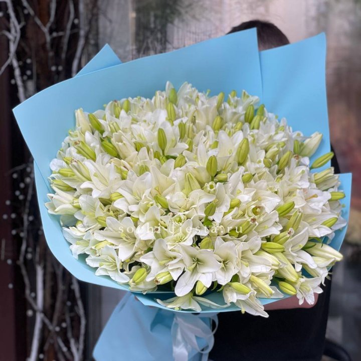 51 лилия в оформлении в Подольске