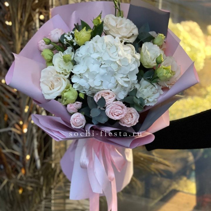 Букет с гортензией №3 в Подольске