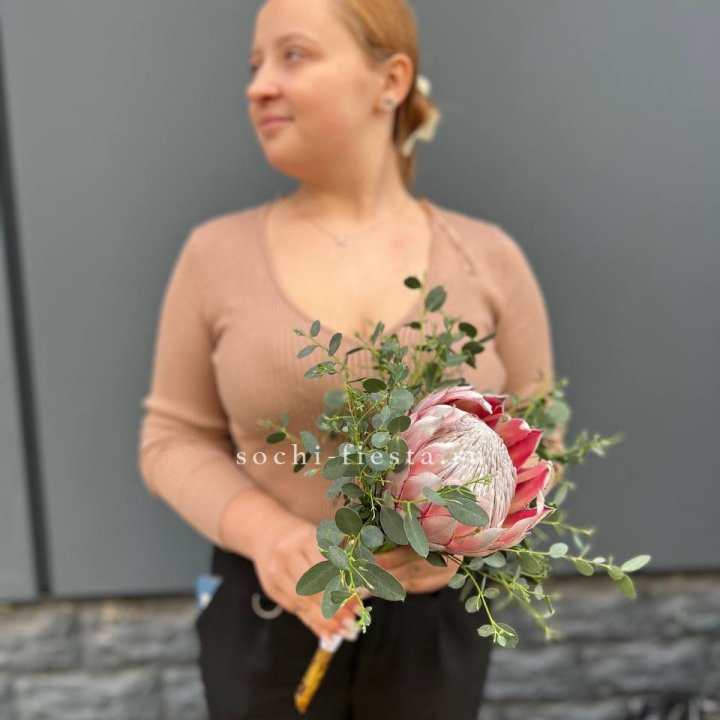 Свадебный букет "Протея" в Подольске