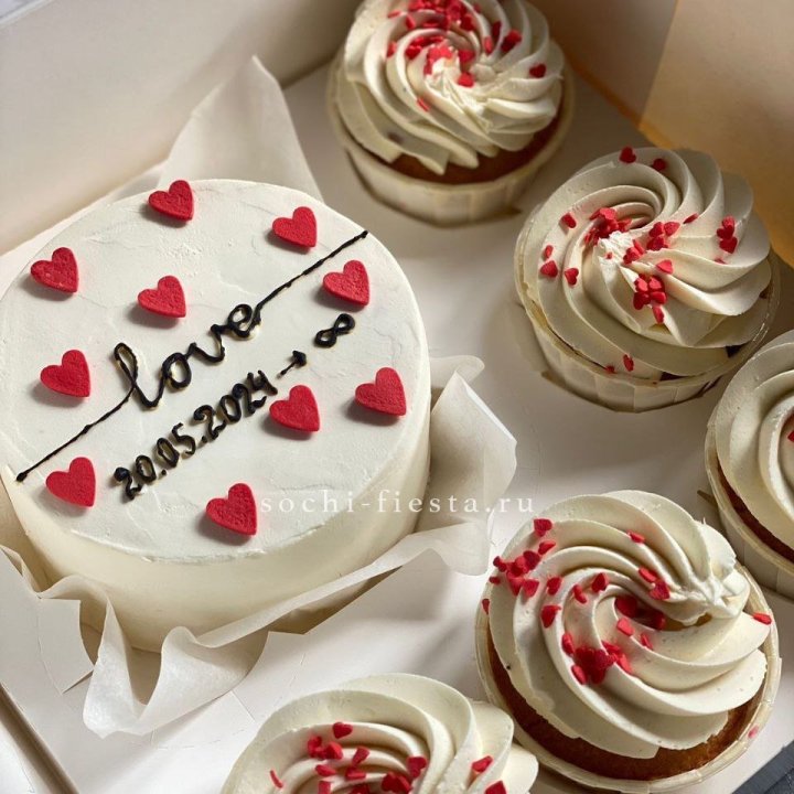 Капкейки и бенто-торт "Любимые" в Подольске