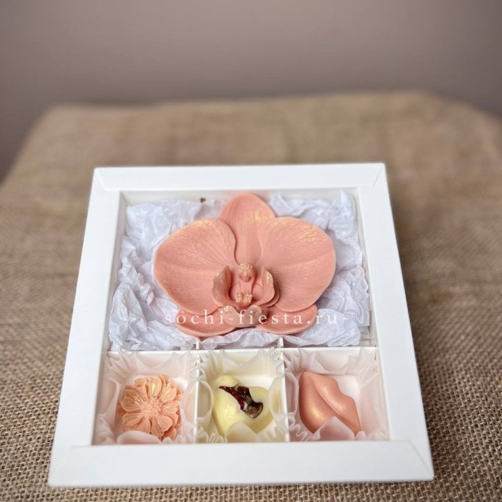 Конфеты из шоколада с Орхидеей в Подольске