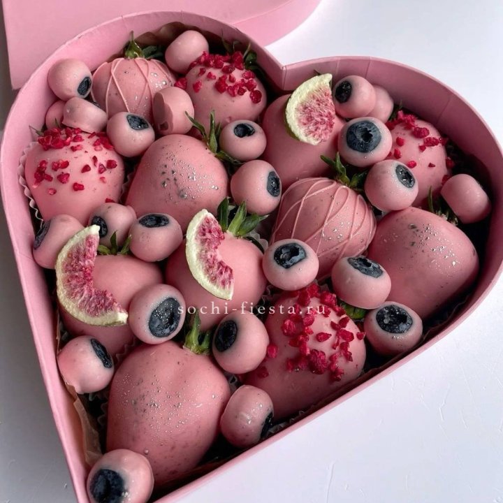 Клубника в шоколаде Сердце в Подольске