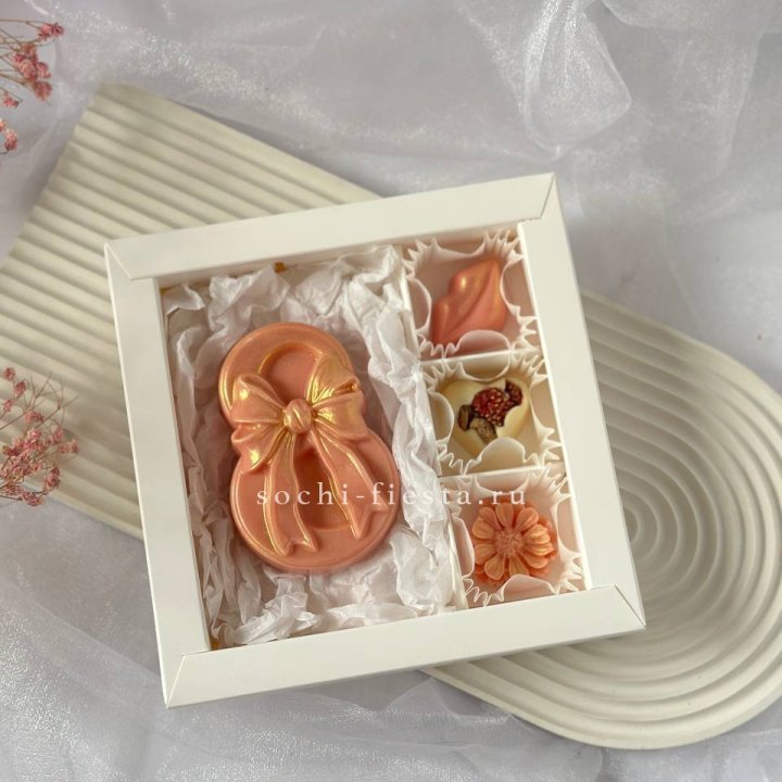 Конфеты из шоколада 8 Марта в Подольске
