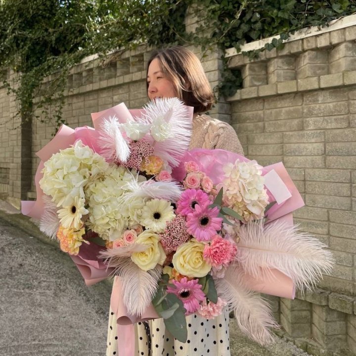 Дизайнерский букет "Валенсия" в Подольске