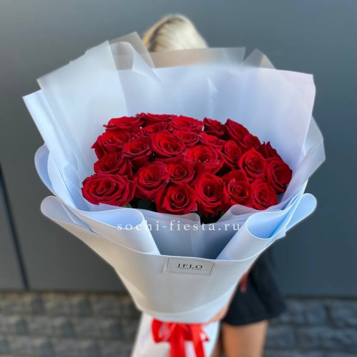 25 высоких роз  в Подольске