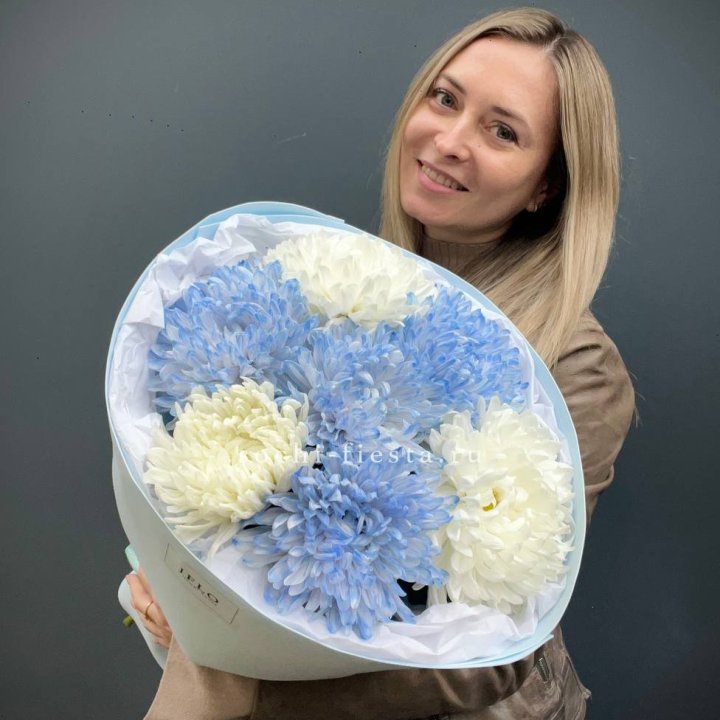 Букет из 7 хризантем  в Подольске