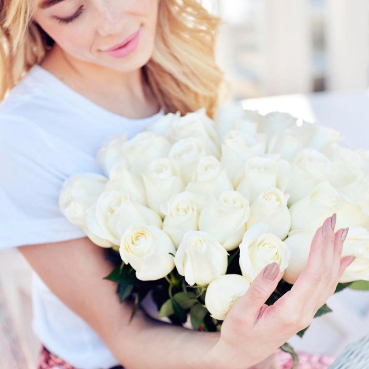 Букет высоких роз "Облака" в Подольске