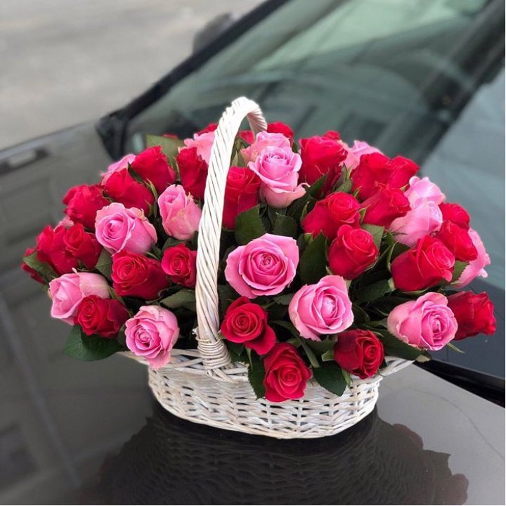 Корзина с розами  в Подольске