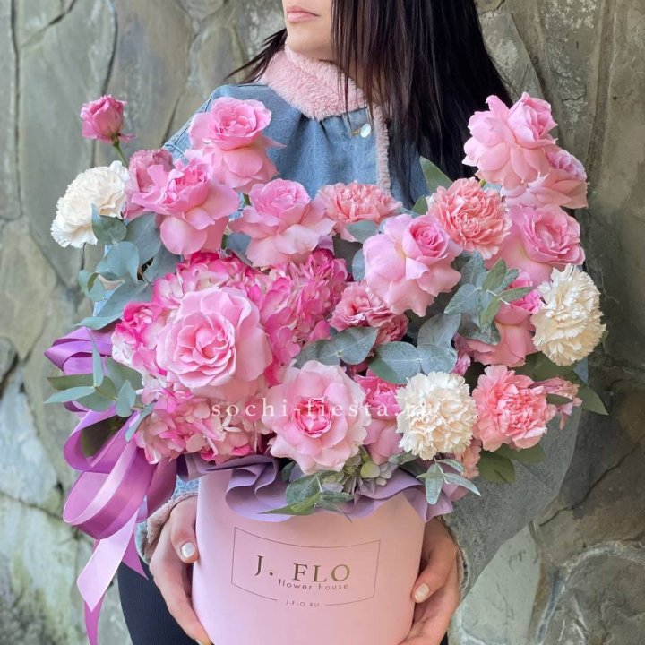 Цветочный бокс "Эсмиральда" в Подольске