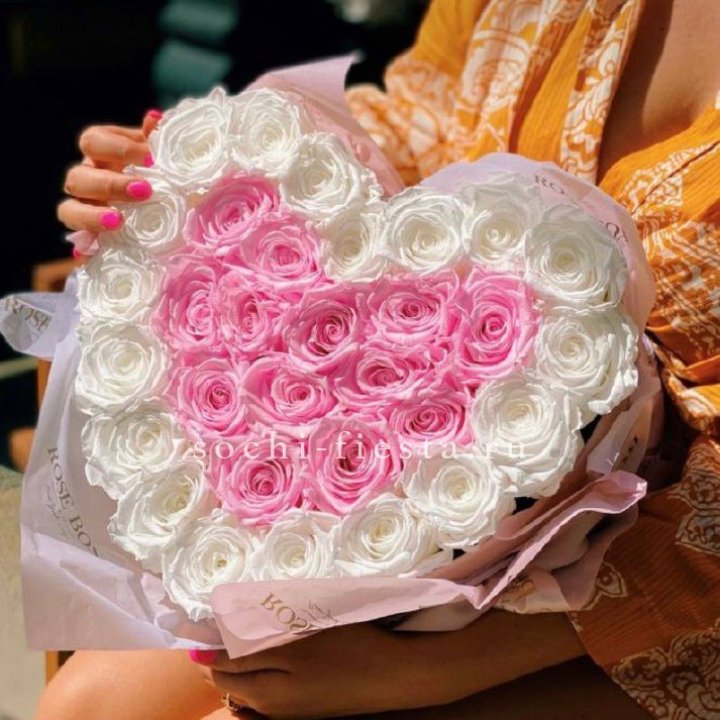 Бокс сердце с розами №2 в Подольске