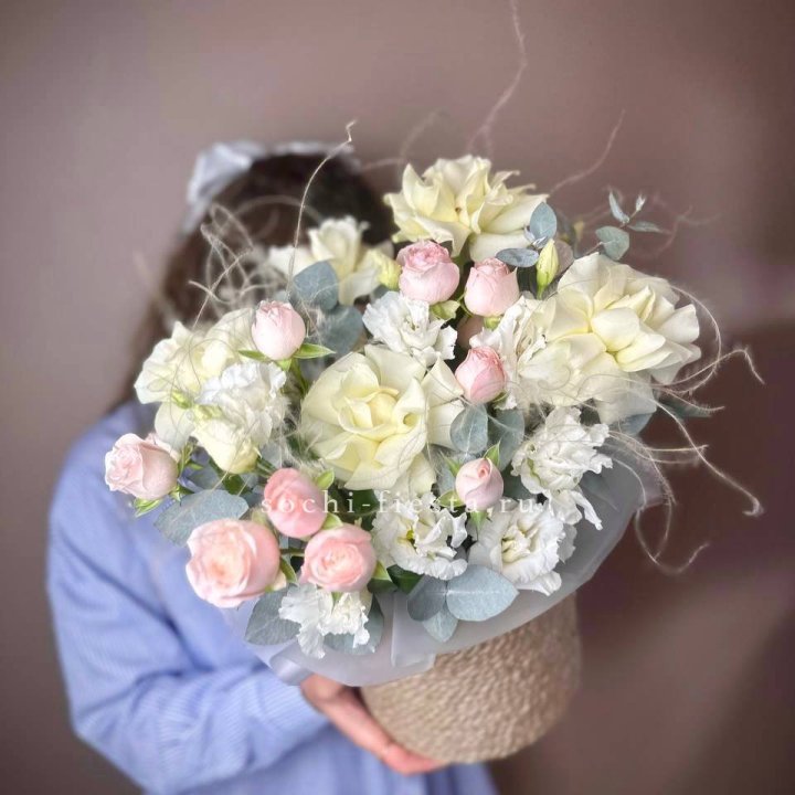 Авторский бокс "Милена" в джутовом кашпо в Подольске