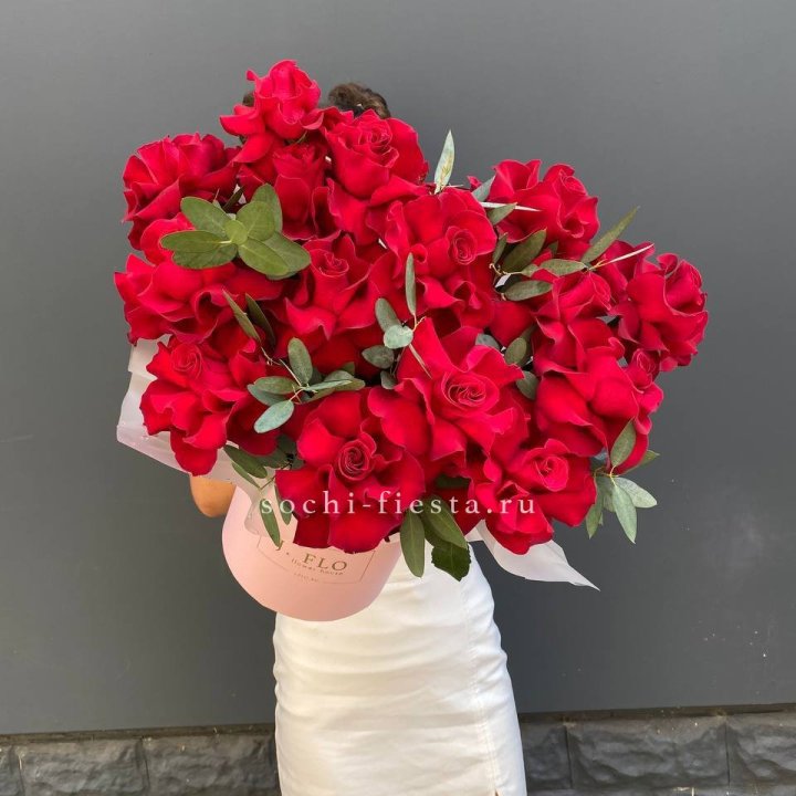 Бокс из 17 французских роз в Подольске