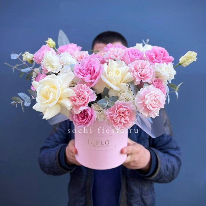 Цветочный бокс "Памела" в Подольске