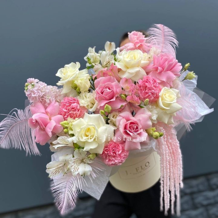 Дизайнерский бокс "Ловели" в Подольске