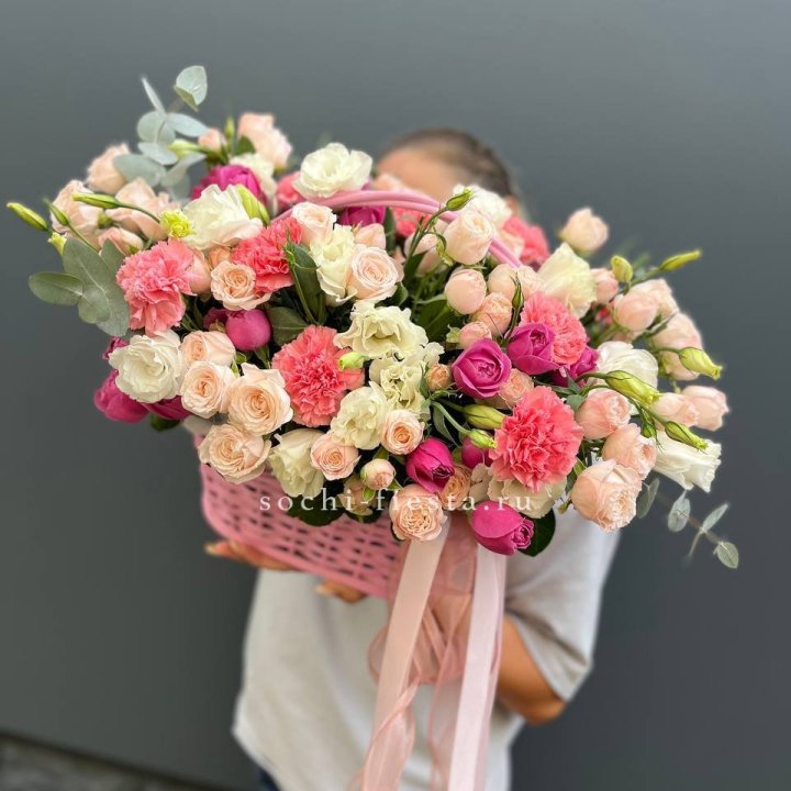Цветочная корзина "Флоренция" в Подольске