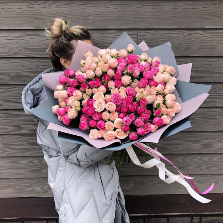 55 роз микс кустовых в Подольске