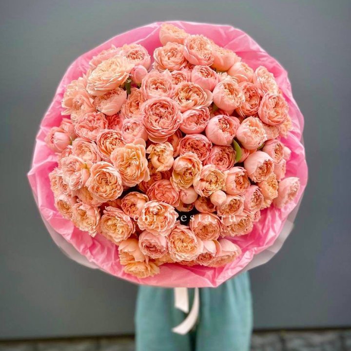 Букет кустовых пионовидных роз Джульетта "Принцесса" в Подольске