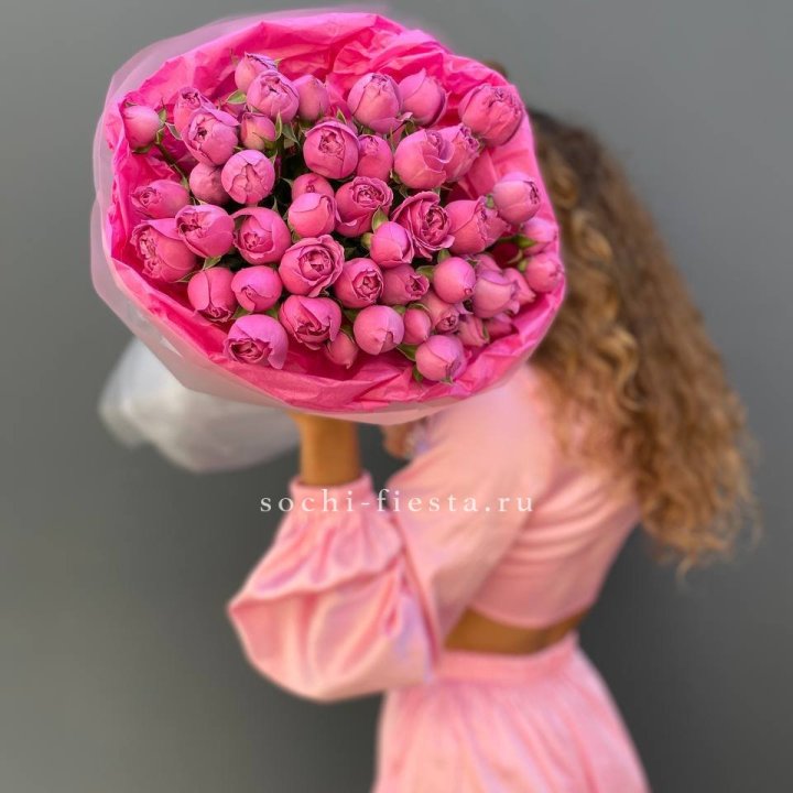 Букет из пионовидных роз  в Подольске