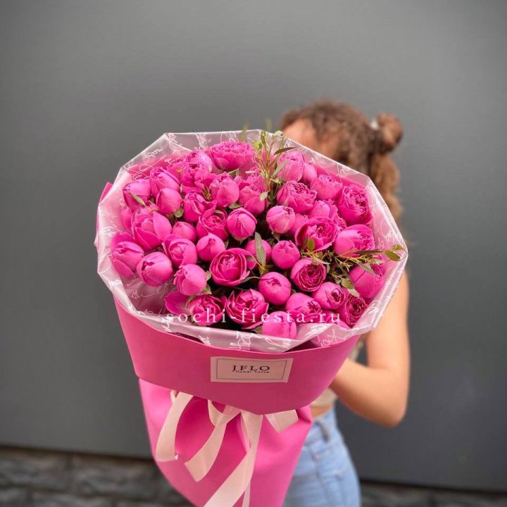 Кустовые розы букет Мисти Баблс в Подольске