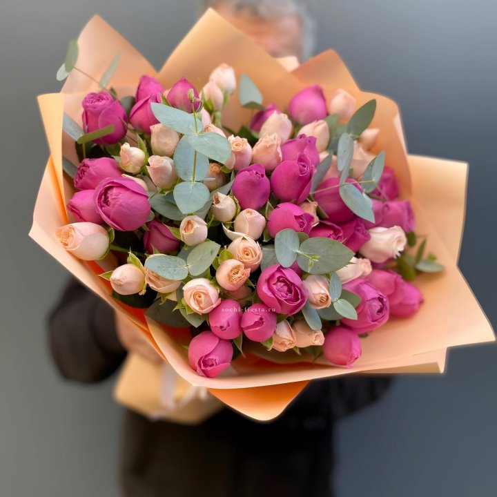 Букет кустовых роз Тендернес в Подольске