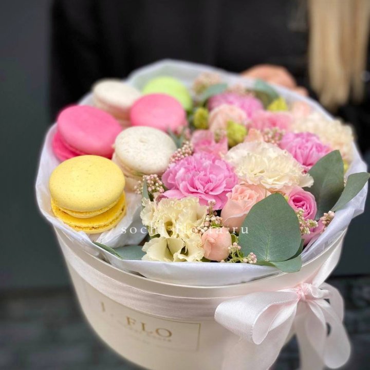 Бокс с макаронс Нежный в Подольске