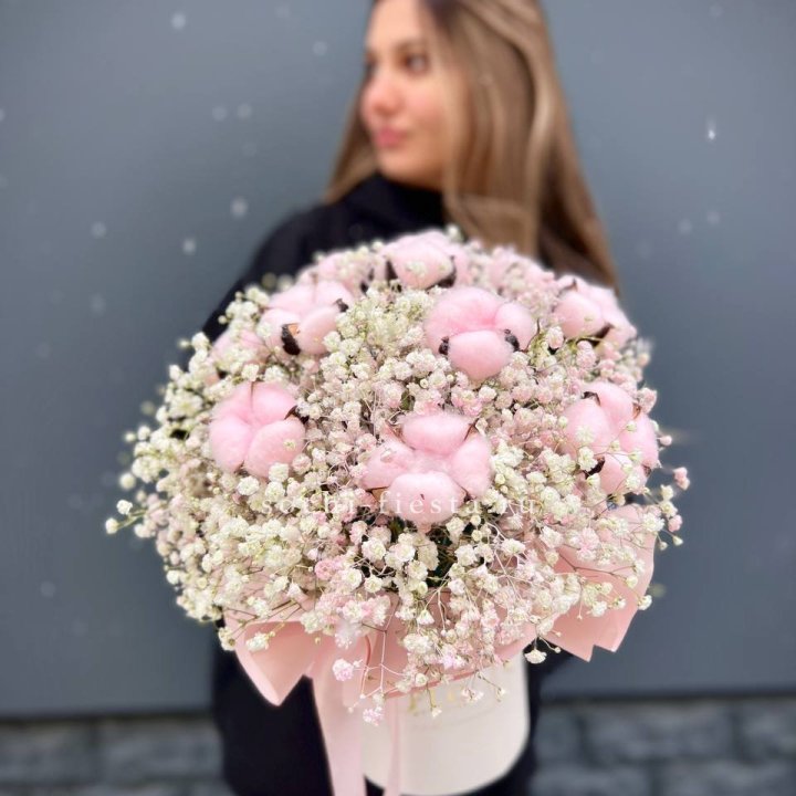 Гипсофилы с хлопком в шляпной коробке в Подольске