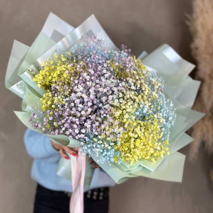 Букет радужных гипсофил в Подольске