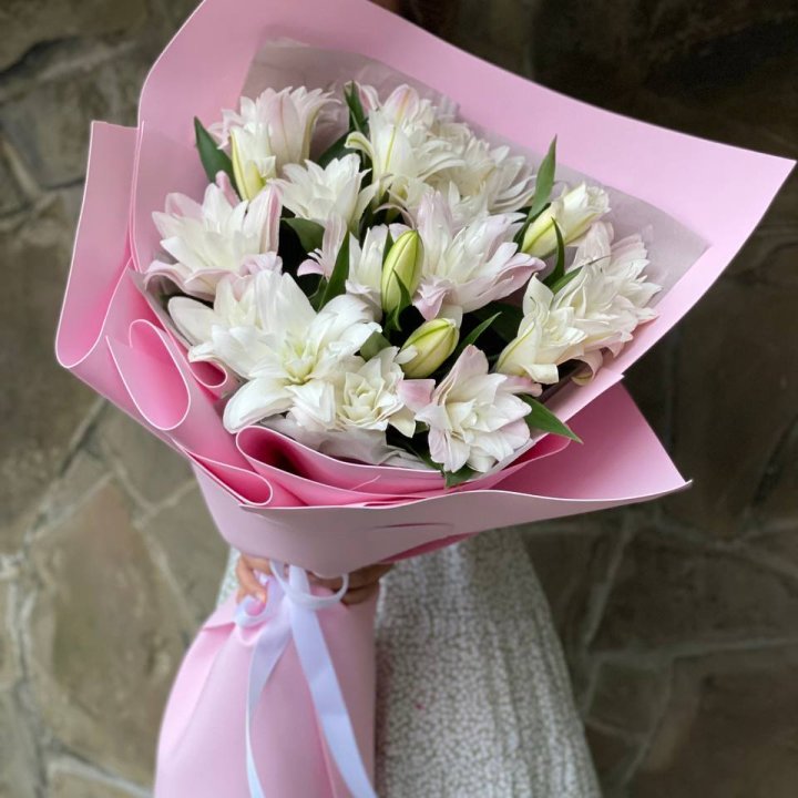 Букет пионовидных лилий №1 в Подольске
