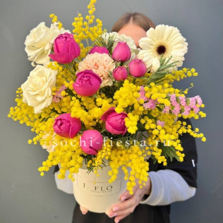 Цветы в боксе "Слобода" в Подольске