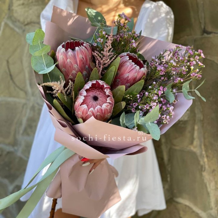 Букет из протеи "Клеопатра"  в Подольске