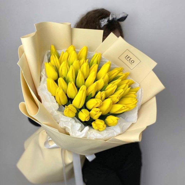 51 жёлтый тюльпан в Подольске