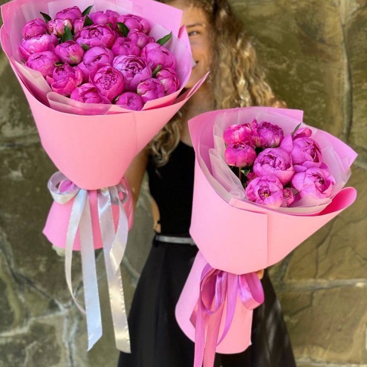 Букет ярких пионов  в Подольске