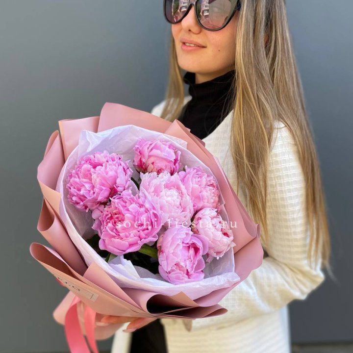 7 пионов в оформлении в Подольске