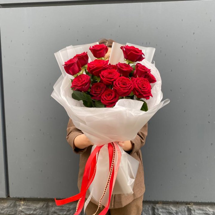 15 высоких роз  в Подольске