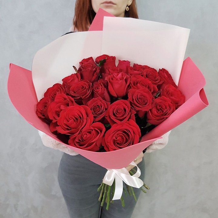 25 Красных роз рози вайт в Подольске