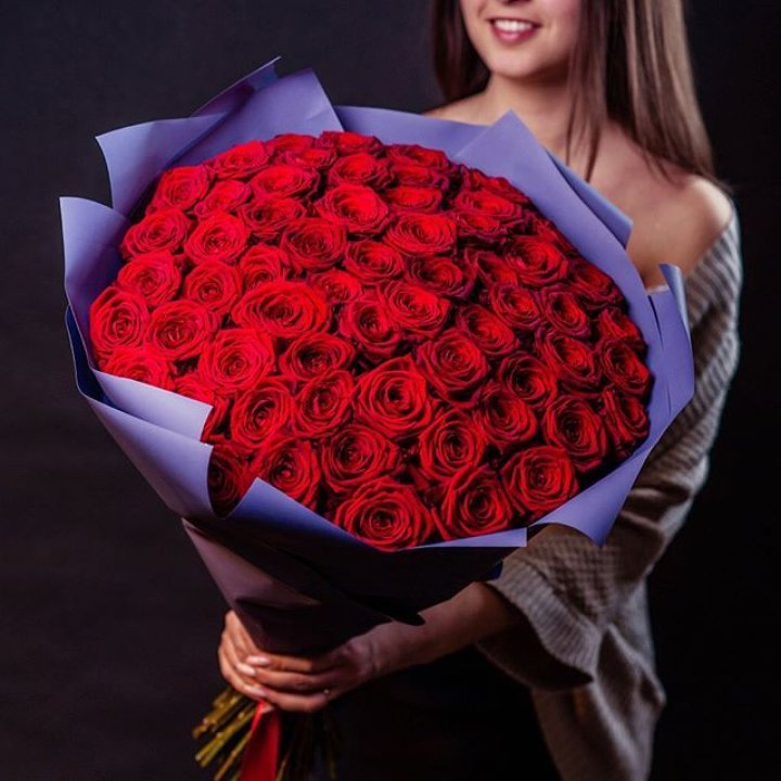 71 красная роза в Подольске