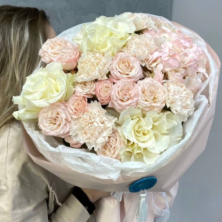 Дизайнерский букет "Джентел" в Подольске