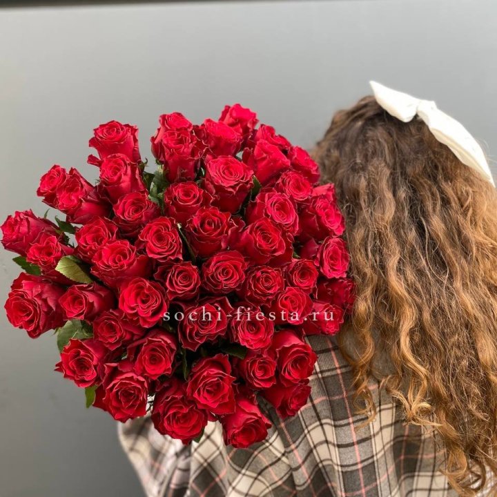 51 красная роза в Подольске