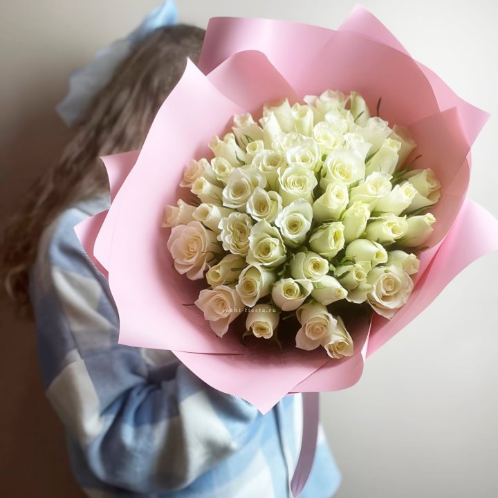 Букет из 51 белой розы (Кения) в Подольске