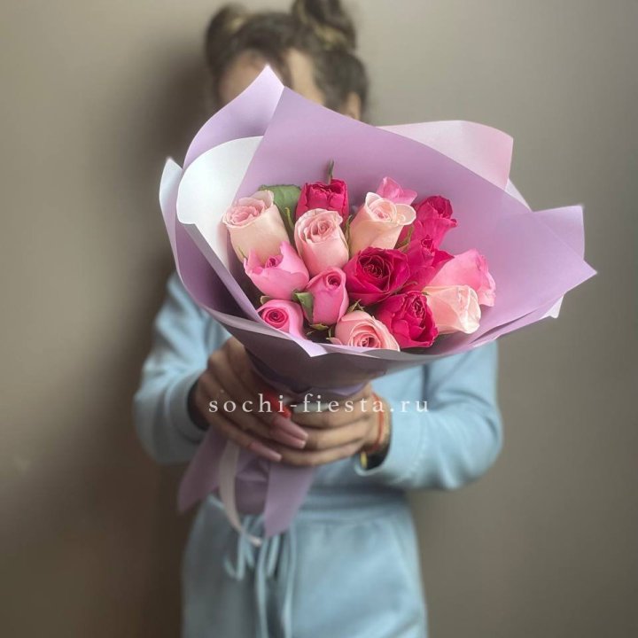 Букет из 15 роз Микс (Кения) в Подольске