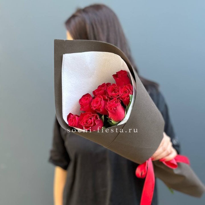 9 красных роз в фоамиране в Подольске
