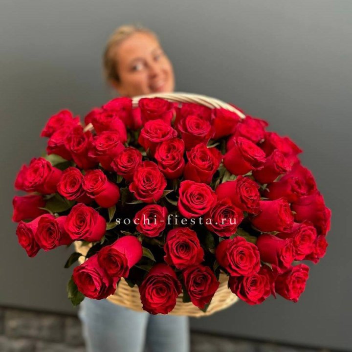 101 красная роза в корзине   в Подольске