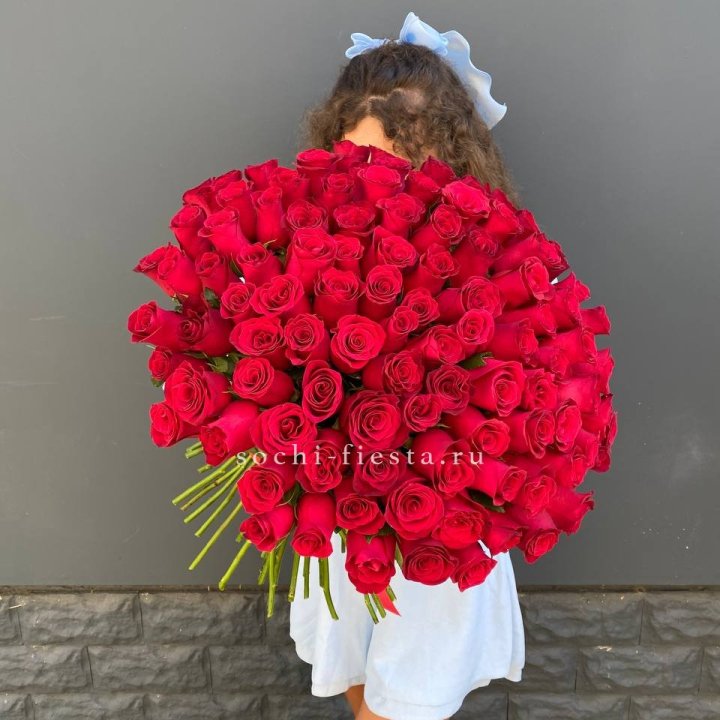 101 красная роза в Подольске