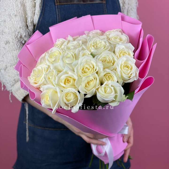25 белых роз в Подольске